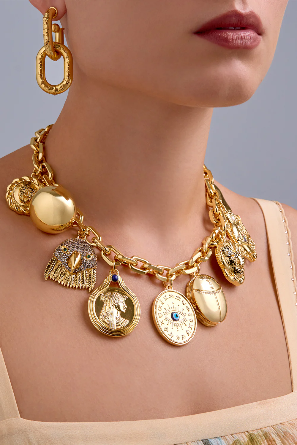COSMIC CARTOUCHE EARRINGS GOLD - Image 5