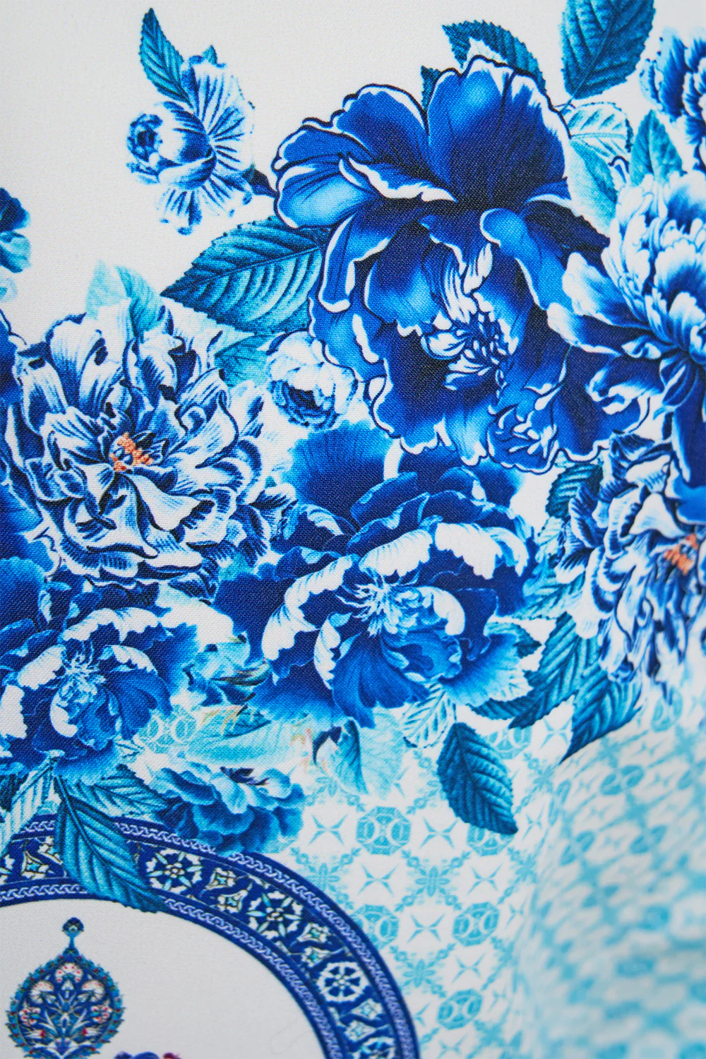 MID LENGTH BOARDSHORT WITH FIXED WAIST A CERAMIC GARDEN - Image 8