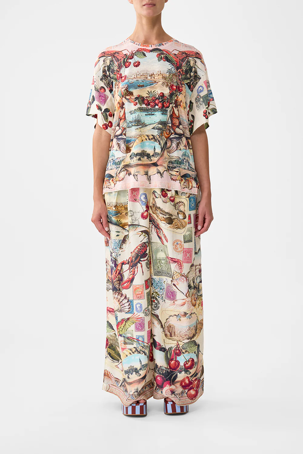PANELLED SIDE SPLIT TEE NOTES FROM THE ROAD