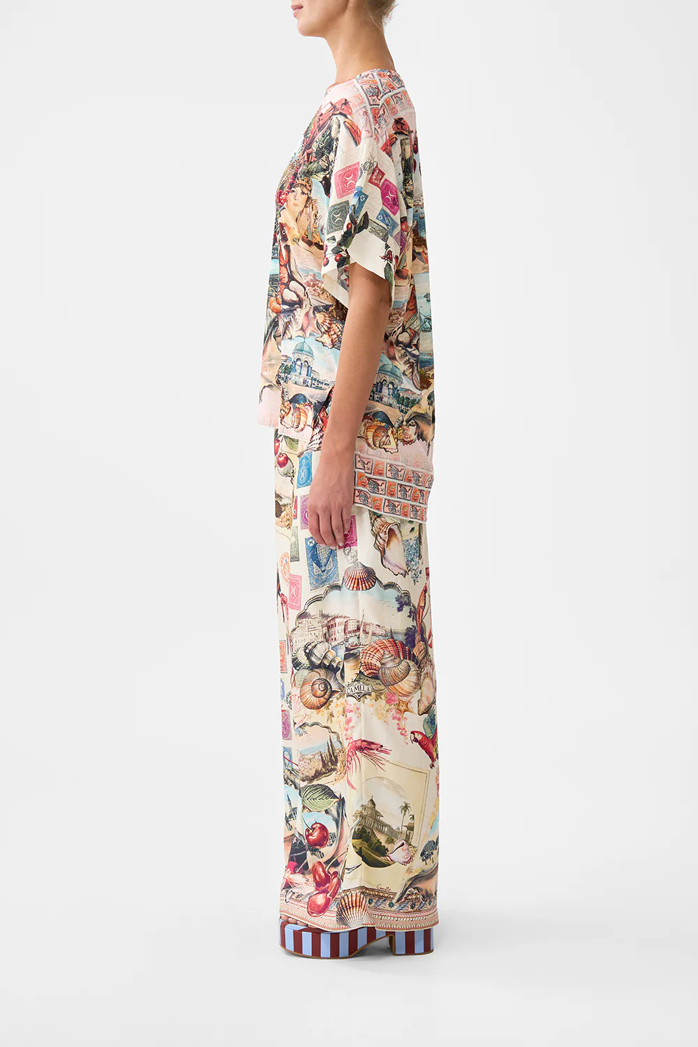 PANELLED SIDE SPLIT TEE NOTES FROM THE ROAD - Image 4