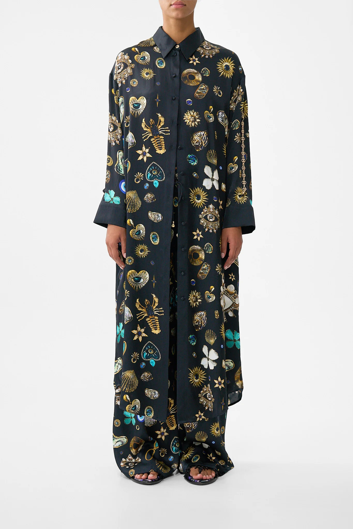 SHIRT DRESS WITH BACK BUTTON DETAIL AMULETS AND ALCHEMY