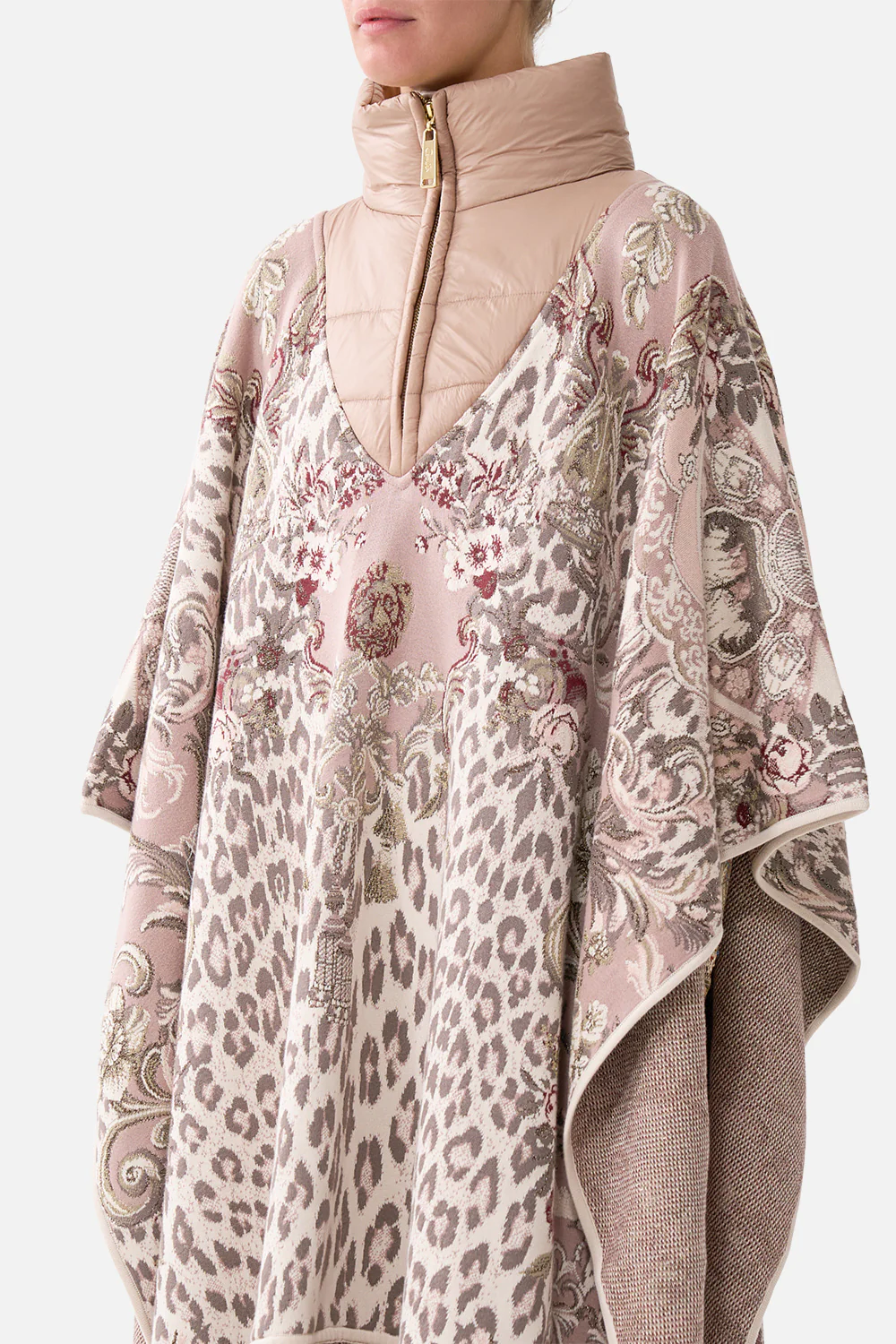 QUILTED COLLAR SHORT KNIT PONCHO ARANJUEZ ANIMALIA - Image 5