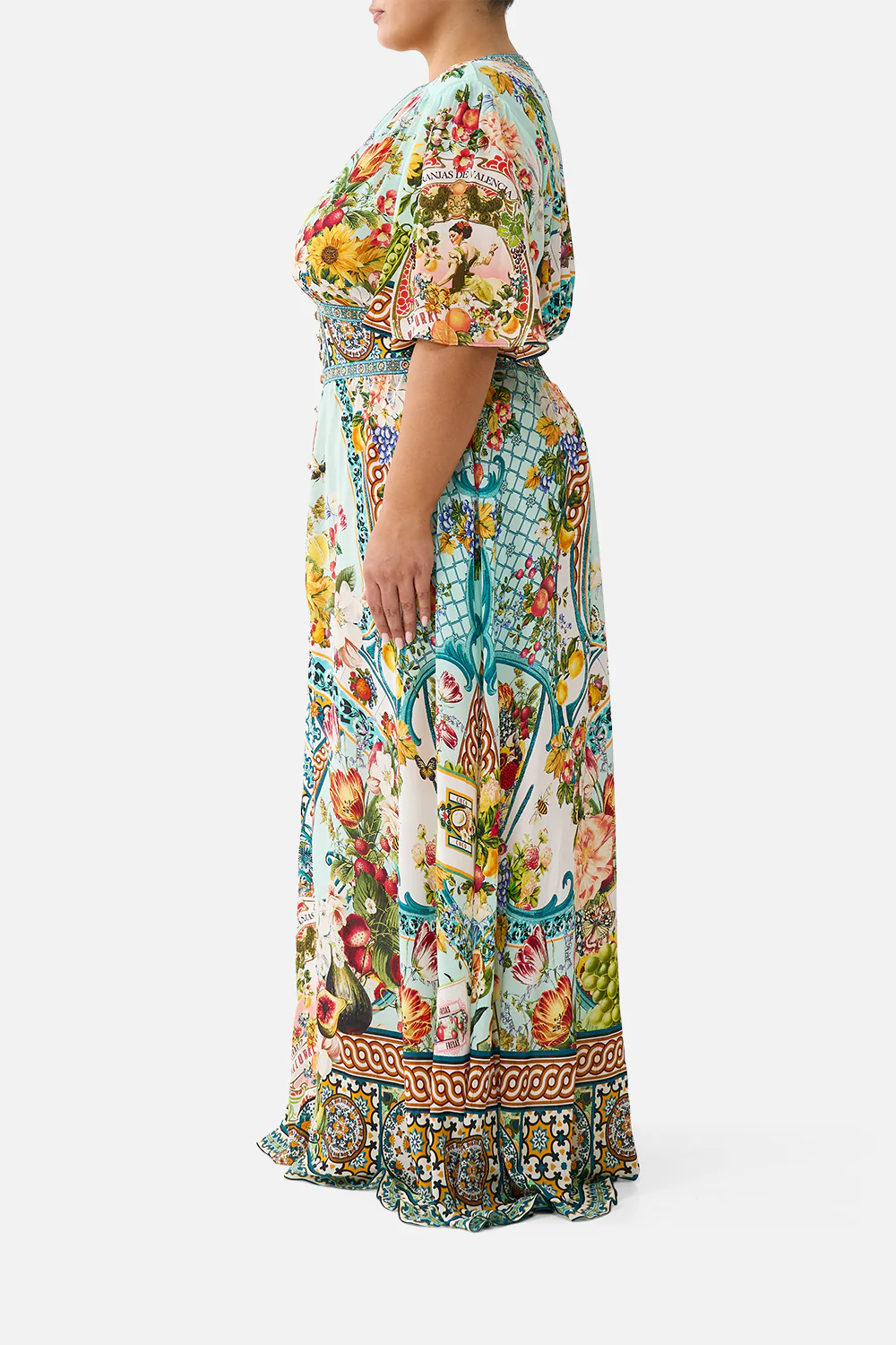 SHAPED WAISTBAND DRESS WITH FLUTTER SLEEVES MAGIC OF THE MERCADO - Image 12