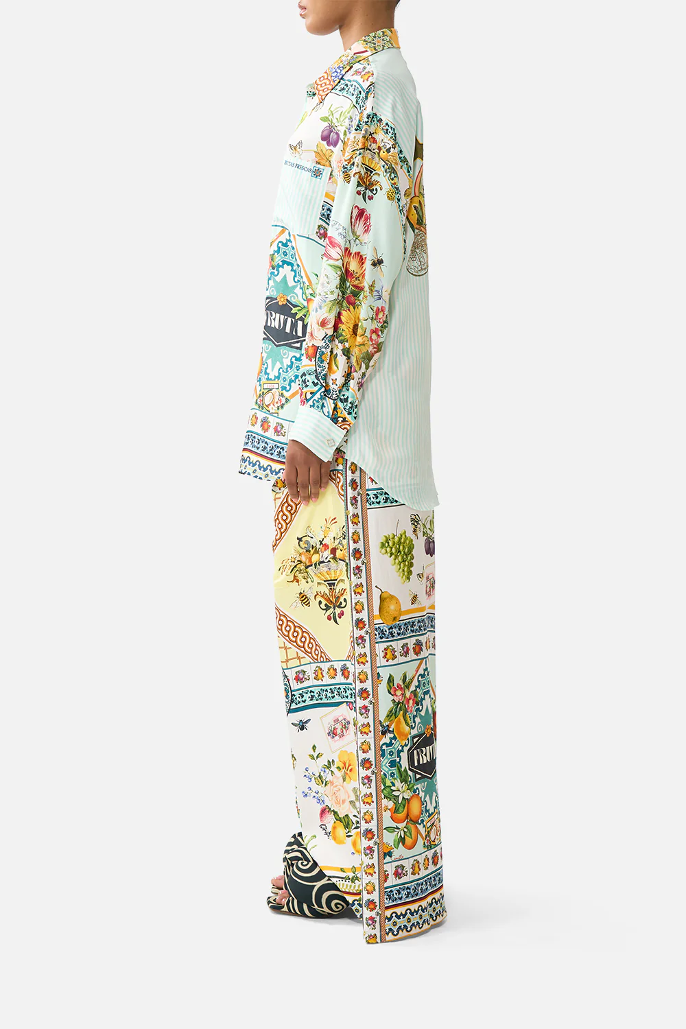 LONG SLEEVE OVERSIZED SHIRT WITH POCKET MAGIC OF THE MERCADO - Image 4